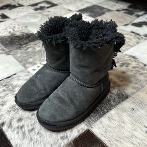 Ugg boots black - size 12 kids